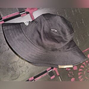 NWT New Era Bucket Hat Size S